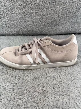Adidas Grand Court Casual Sneakers Women’s US 9.5 AQ0782 Pale Pink Suede Lace Up